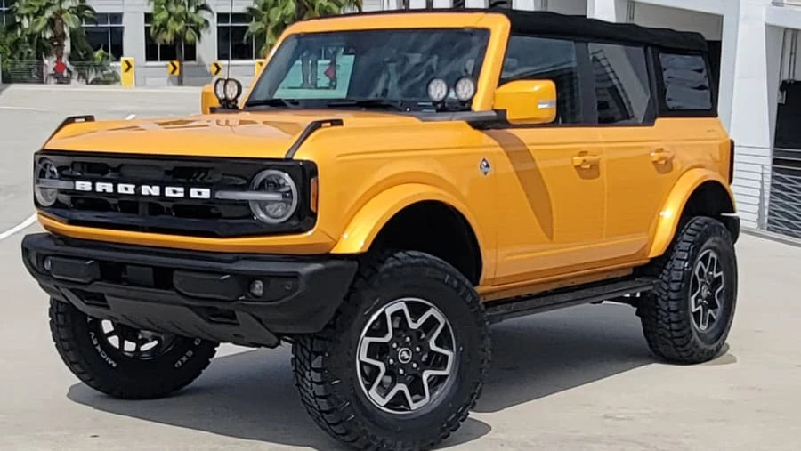 2022 Ford Bronco 6th Gen - Image 26 of 27