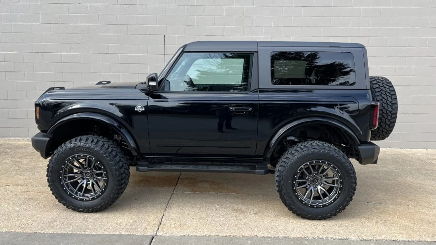 2022 Ford Bronco 6th Gen - Image 2 of 10