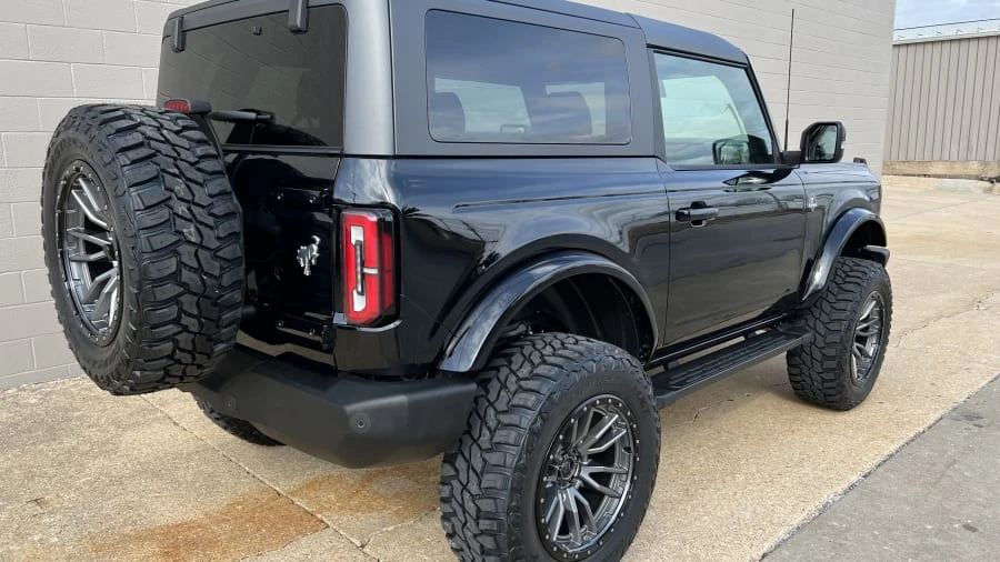 2022 Ford Bronco 6th Gen - Image 8 of 10