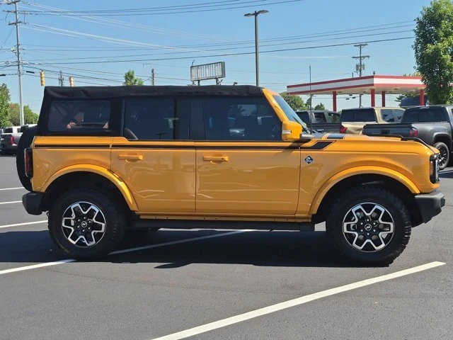 2022 Ford Bronco 6th Gen - Image 9 of 20