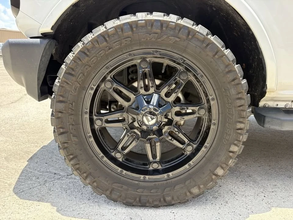 2022 Ford Bronco 6th Gen - Image 9 of 17