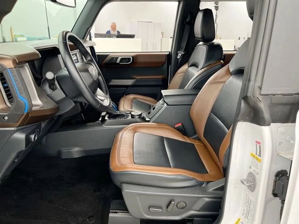 2022 Ford Bronco 6th Gen - Image 9 of 10