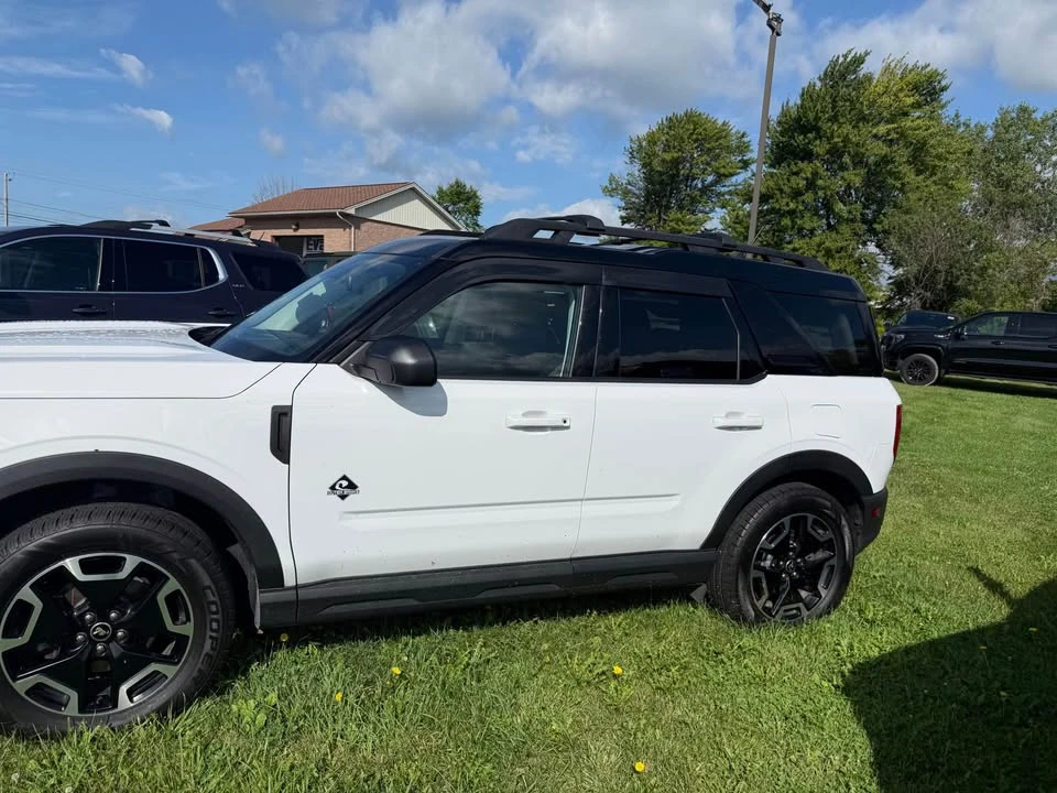 2022 Ford Bronco 6th Gen - Image 3 of 11