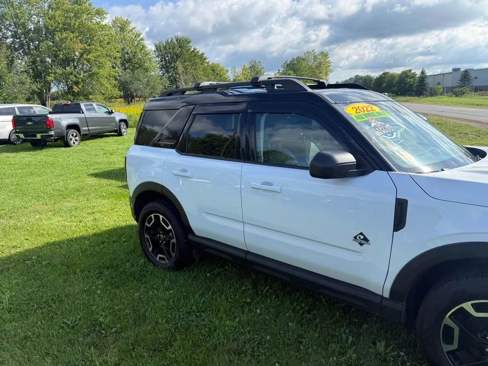 2022 Ford Bronco 6th Gen - Image 4 of 11