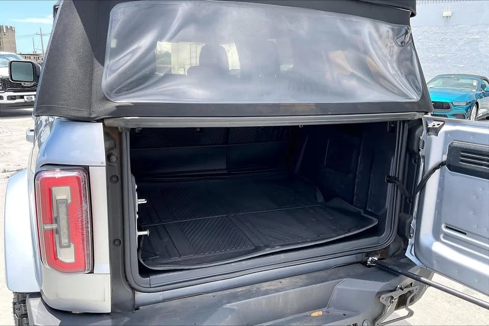 2022 Ford Bronco 6th Gen - Image 18 of 20
