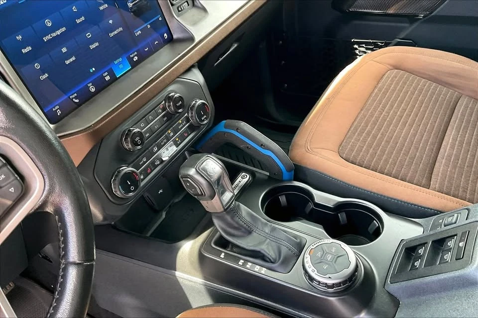 2022 Ford Bronco 6th Gen - Image 16 of 20