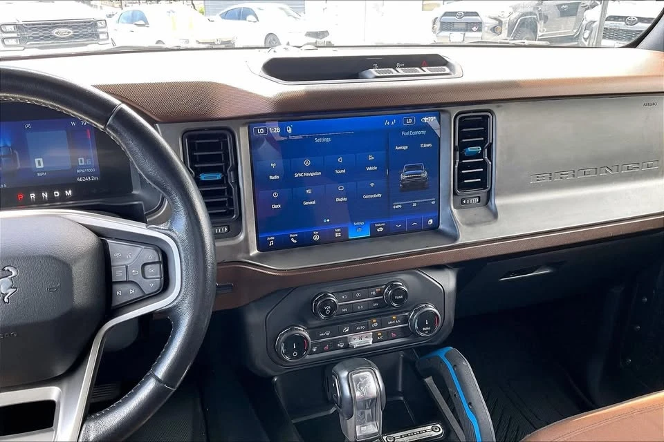 2022 Ford Bronco 6th Gen - Image 15 of 20
