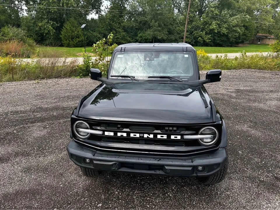 2022 Ford Bronco 6th Gen - Image 4 of 17