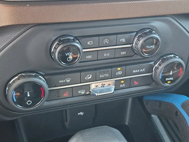 2022 Ford Bronco 6th Gen - Image 15 of 20