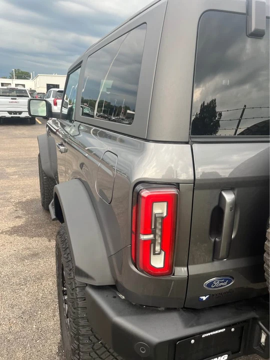 2022 Ford Bronco 6th Gen - Image 5 of 10