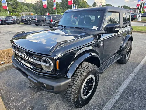 2022 Ford Bronco Outer Banks Sport Utility 2D