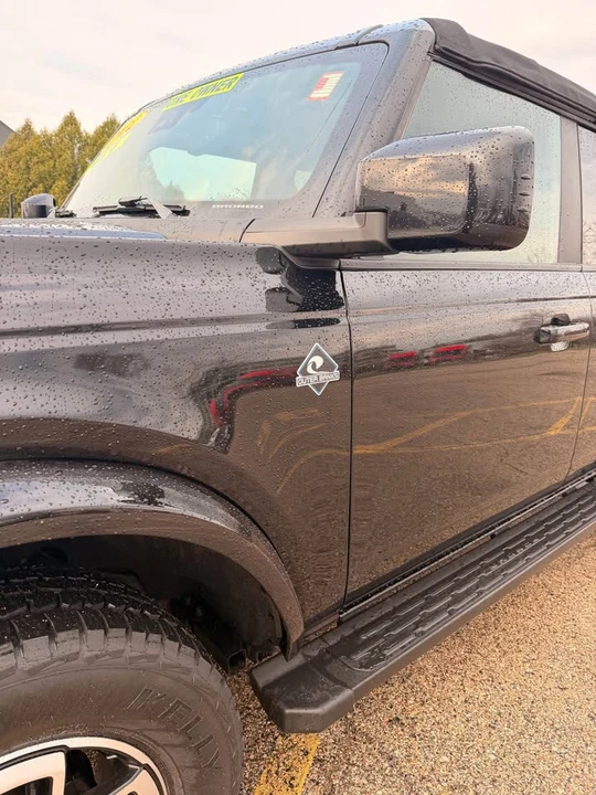 2022 Ford Bronco 6th Gen - Image 3 of 9