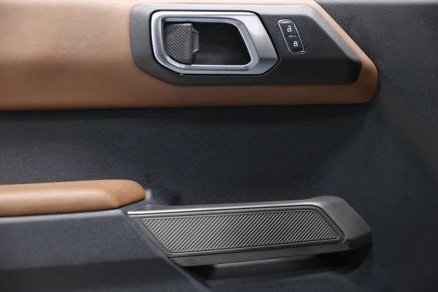 2022 Ford Bronco Sport - Image 14 of 31