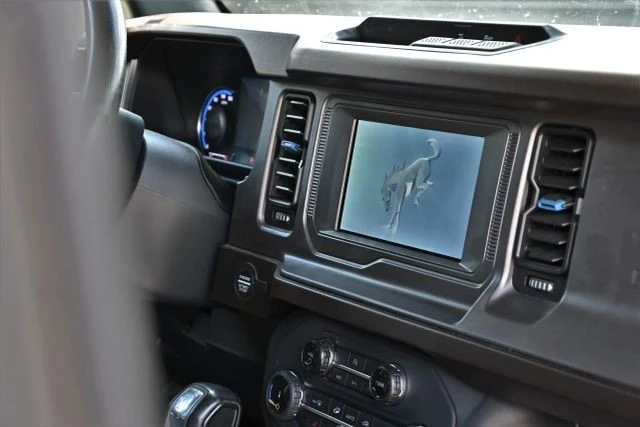 2022 Ford Bronco 6th Gen - Image 11 of 23