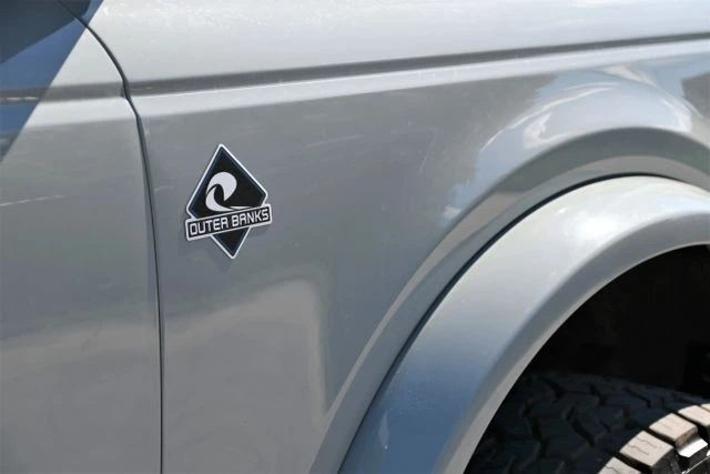 2022 Ford Bronco 6th Gen - Image 8 of 21