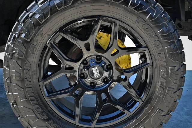 2022 Ford Bronco 6th Gen - Image 10 of 21