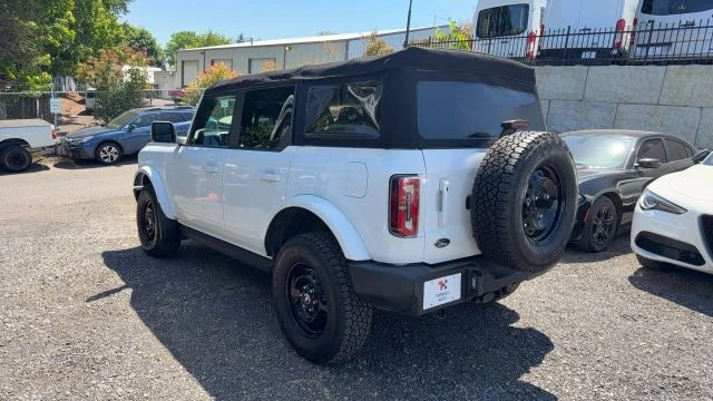 2022 Ford Bronco 6th Gen - Image 4 of 31