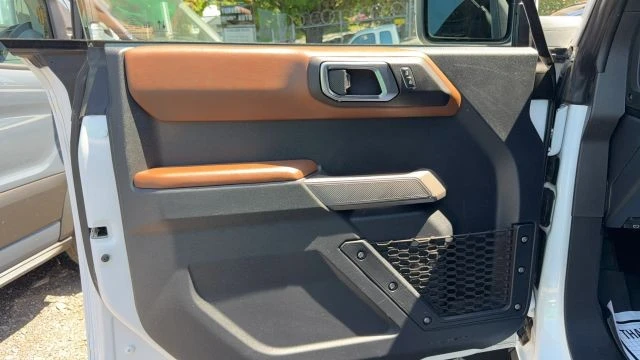 2022 Ford Bronco 6th Gen - Image 15 of 31