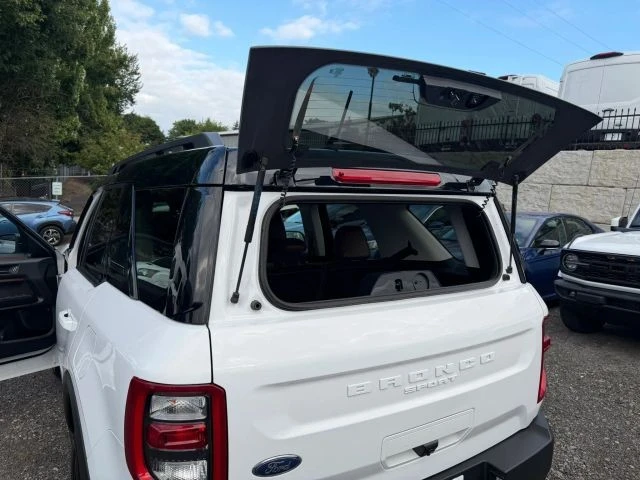 2022 Ford Bronco 6th Gen - Image 27 of 31