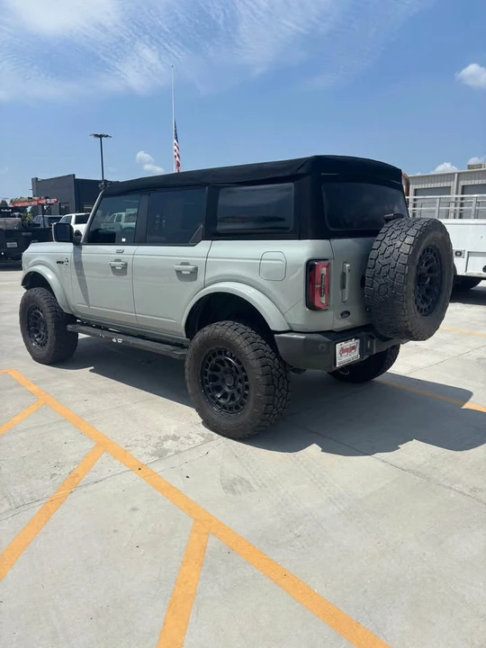 2022 Ford Bronco 6th Gen - Image 4 of 16