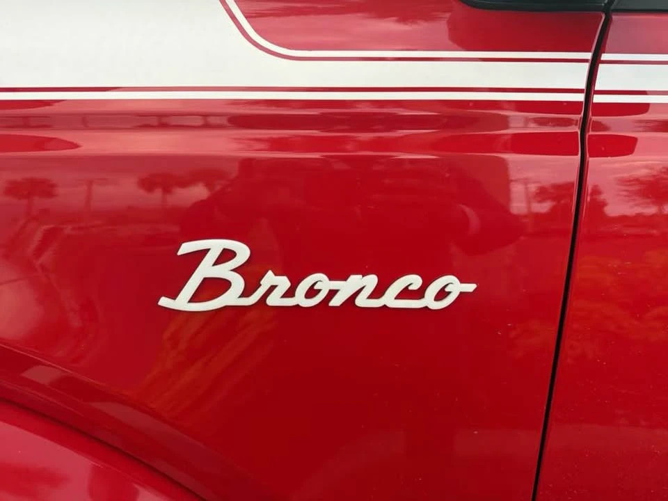 2022 Ford Bronco 6th Gen - Image 5 of 14