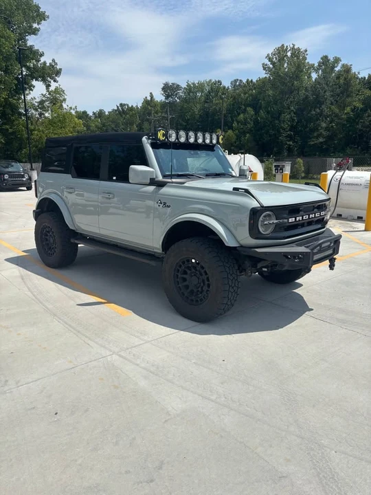 2022 Ford Bronco 6th Gen - Image 8 of 16