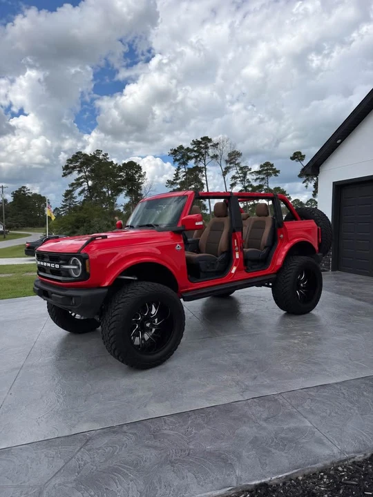 2022 Ford Bronco 6th Gen - Image 8 of 12