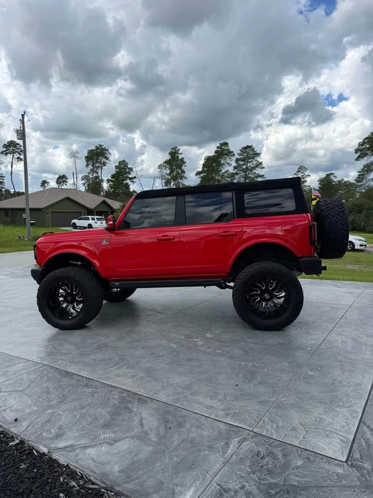 2022 Ford Bronco 6th Gen - Image 4 of 12