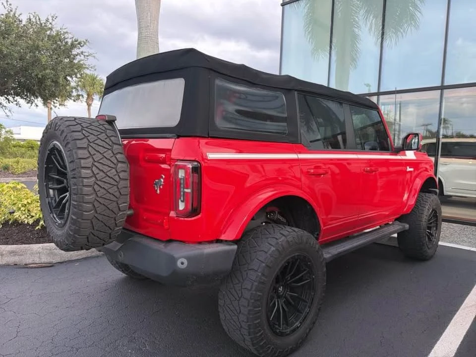 2022 Ford Bronco 6th Gen - Image 3 of 14
