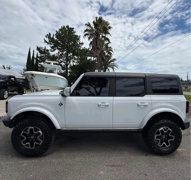 2022 Ford Bronco 6th Gen - Image 4 of 20