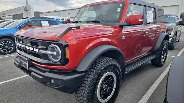 2022 Ford Bronco Outer Banks Sport Utility 4D
