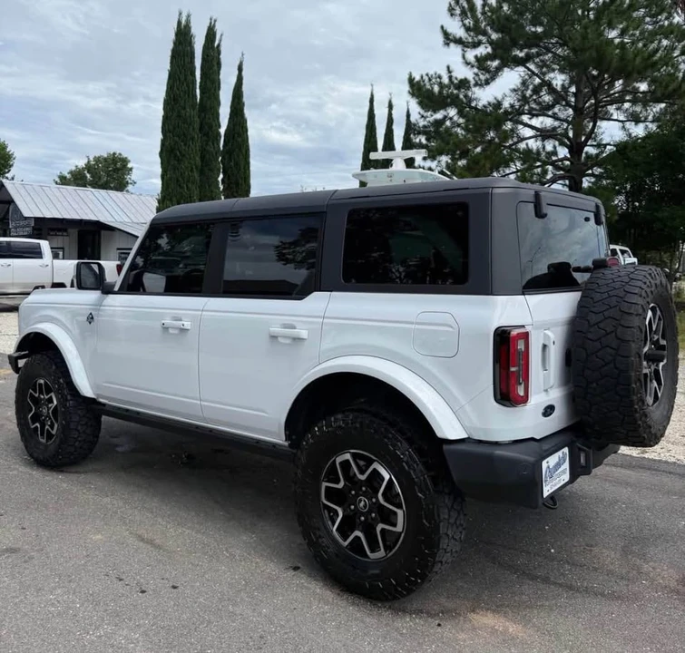 2022 Ford Bronco 6th Gen - Image 5 of 20