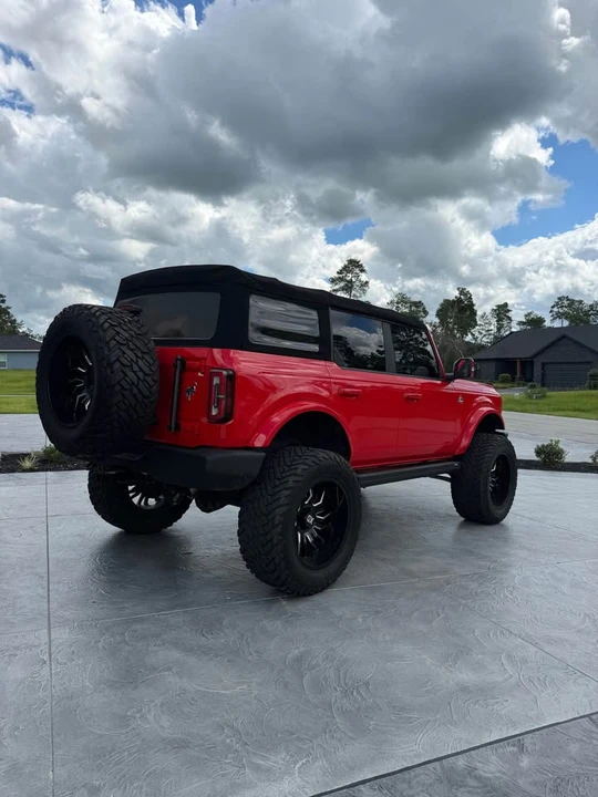 2022 Ford Bronco 6th Gen - Image 3 of 12