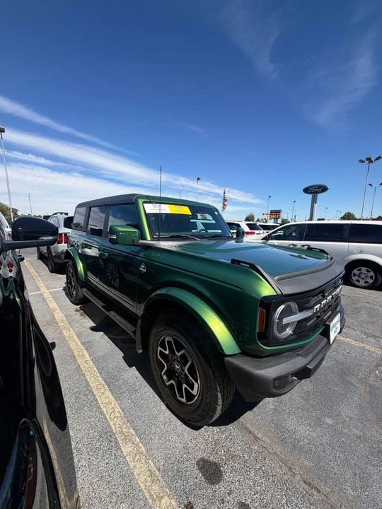 2022 Ford Bronco 6th Gen - Image 3 of 8