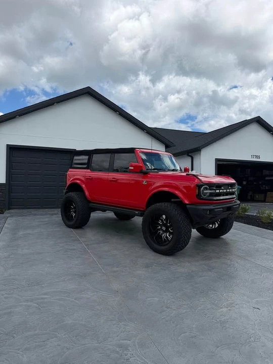 2022 Ford Bronco 6th Gen - Image 2 of 12