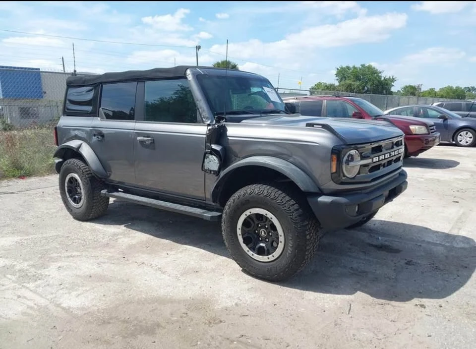 2022 Ford Bronco 6th Gen - Image 14 of 17