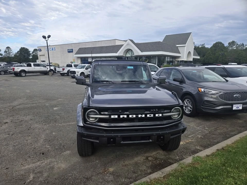 2022 Ford Bronco 6th Gen - Image 3 of 6