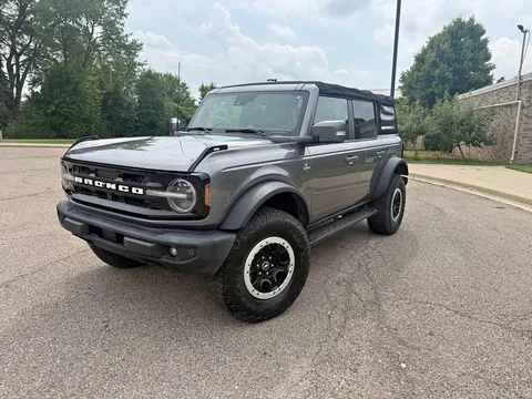 2022 Ford Bronco Outer Banks Sport Utility 4D