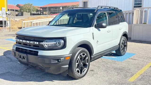 2022 Ford Bronco Outer Banks Sport Utility 4D