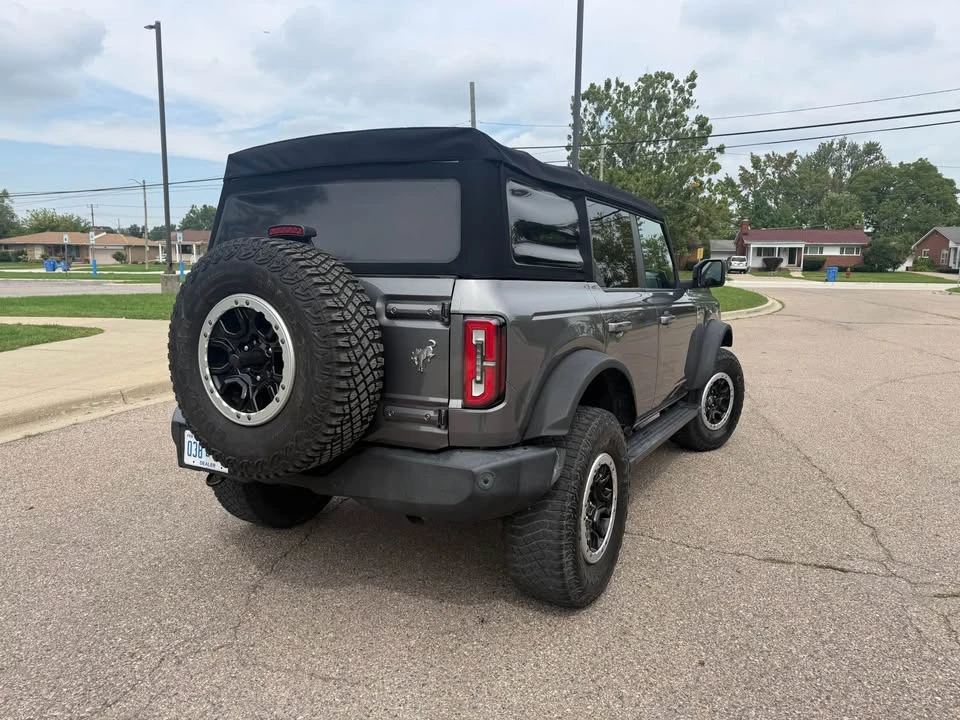 2022 Ford Bronco 6th Gen - Image 3 of 17