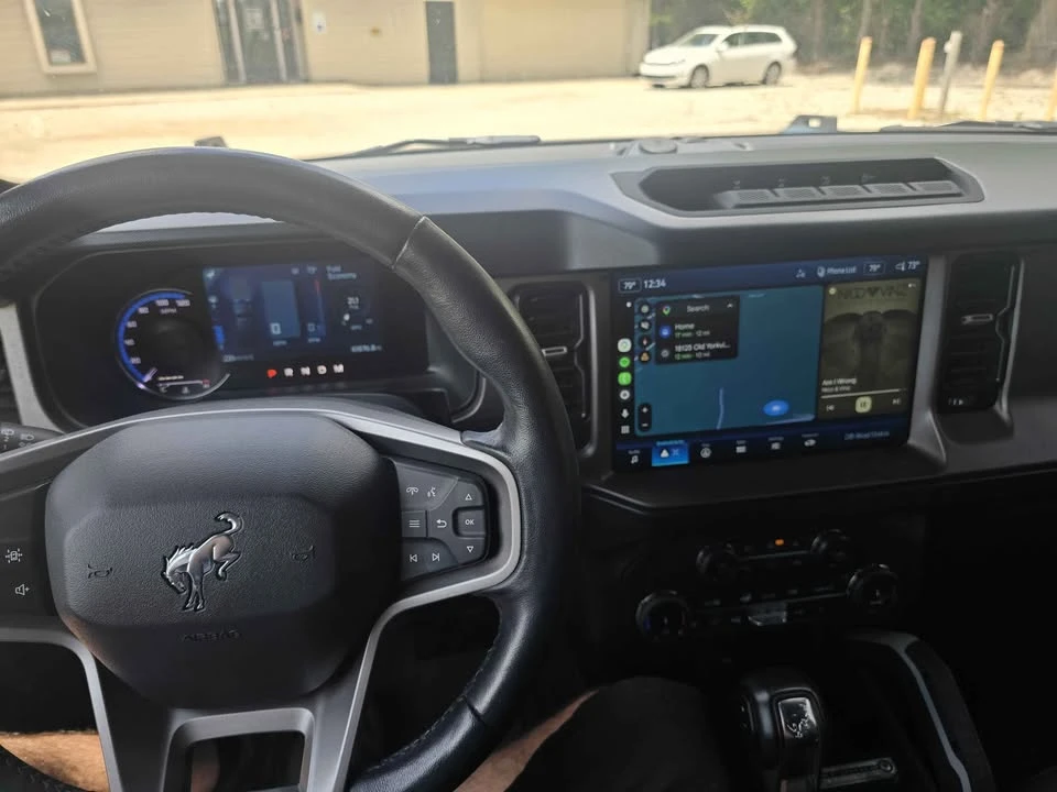 2022 Ford Bronco 6th Gen - Image 9 of 14