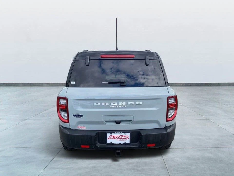 2022 Ford Bronco 6th Gen - Image 4 of 19