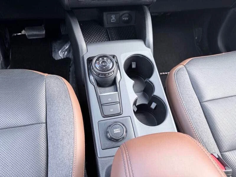 2022 Ford Bronco 6th Gen - Image 16 of 18