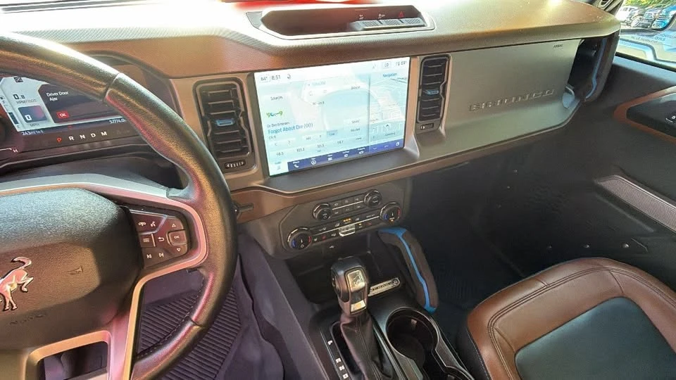 2022 Ford Bronco 6th Gen - Image 6 of 19