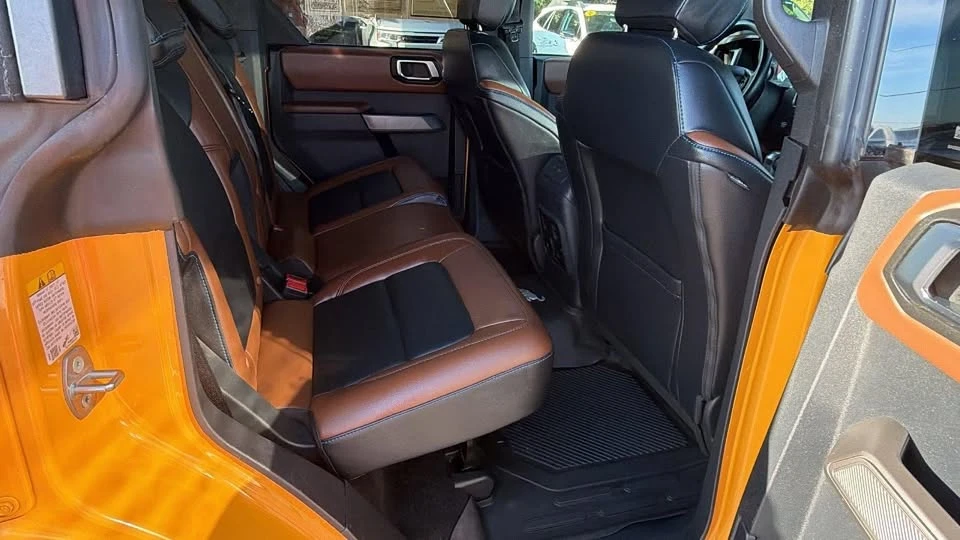 2022 Ford Bronco 6th Gen - Image 18 of 19