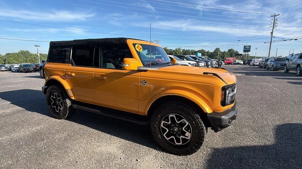 2022 Ford Bronco 6th Gen - Image 2 of 19
