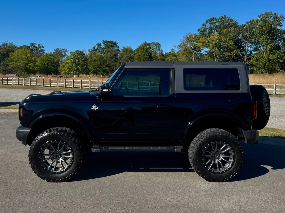 2022 Ford Bronco 6th Gen - Image 8 of 12