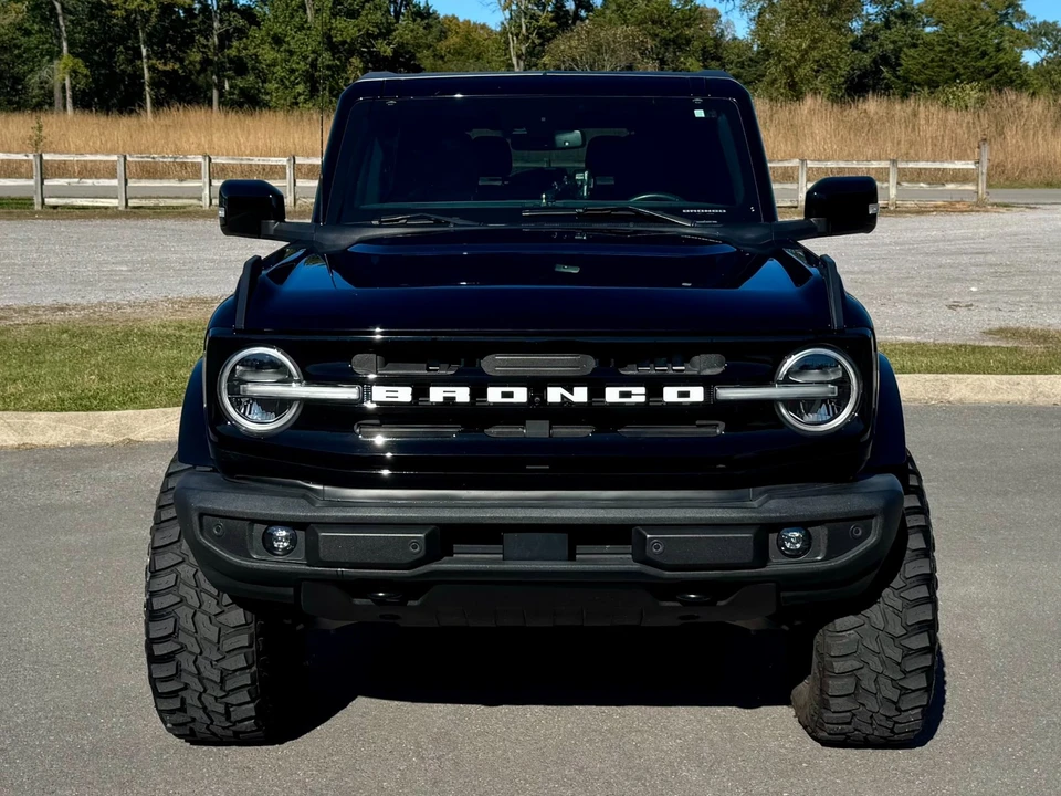 2022 Ford Bronco 6th Gen - Image 5 of 12