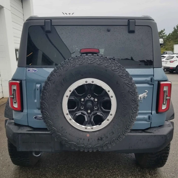 2022 Ford Bronco 6th Gen - Image 5 of 16