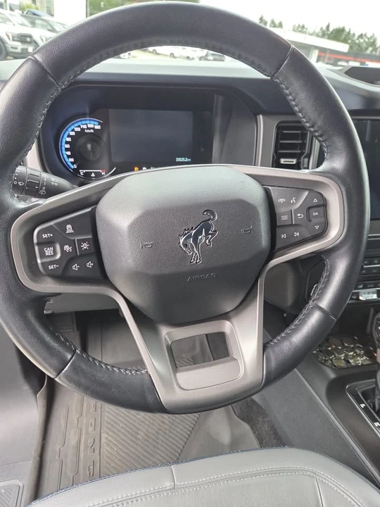 2022 Ford Bronco 6th Gen - Image 8 of 12